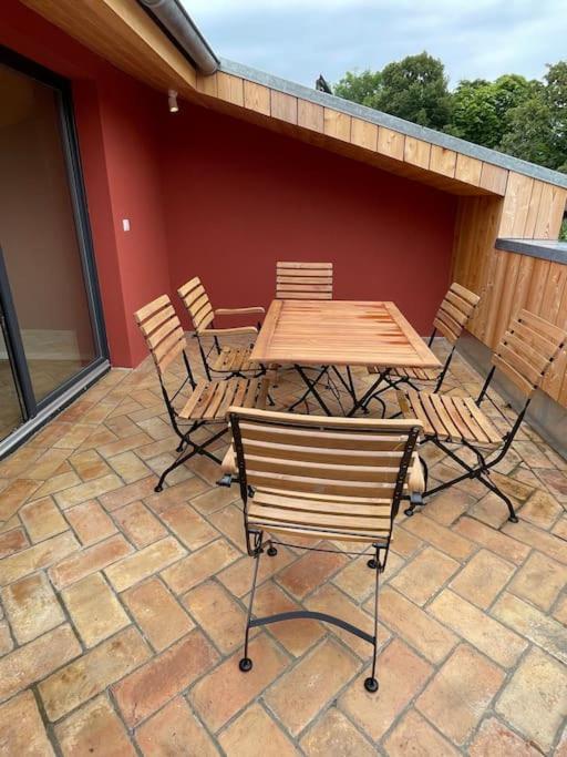 Grosse Wohnung Mit Loggia Templin Bagian luar foto