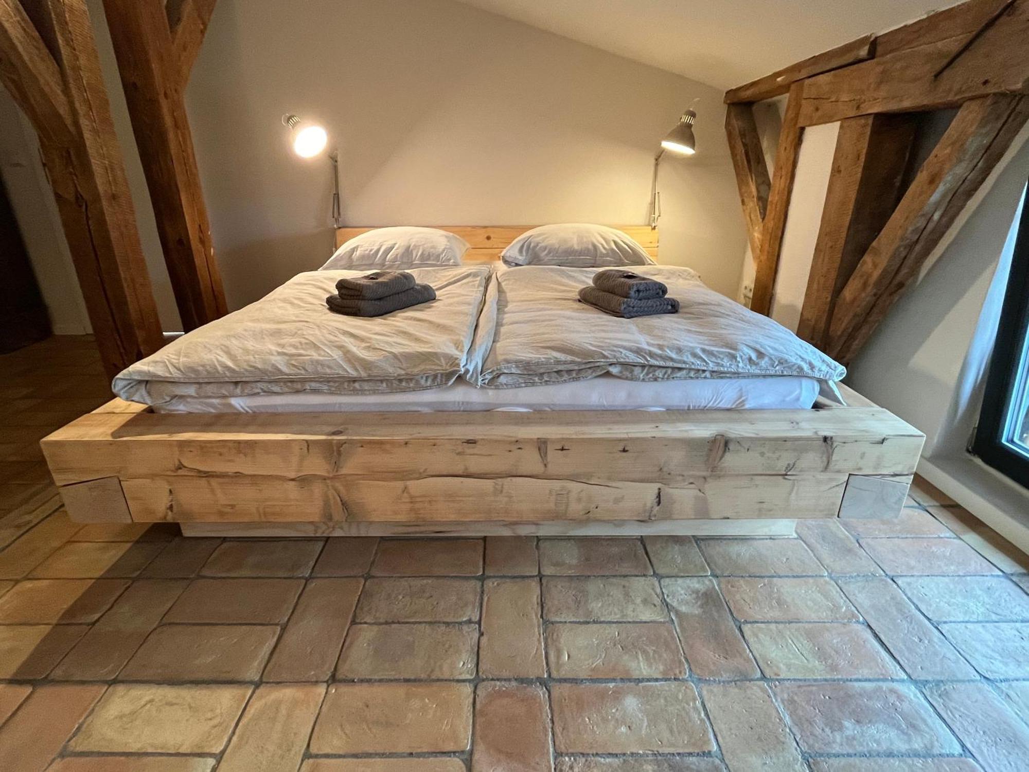 Grosse Wohnung Mit Loggia Templin Bagian luar foto