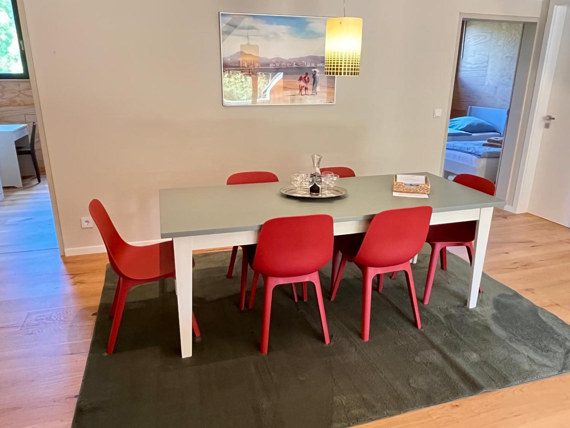 Grosse Wohnung Mit Loggia Templin Bagian luar foto